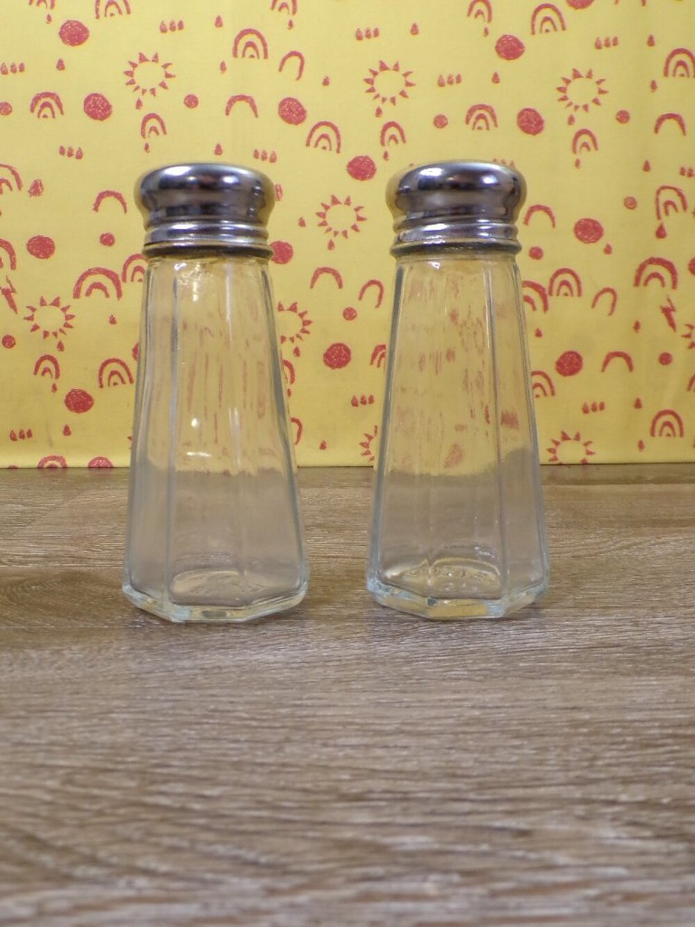 GEMCO Vintage Glass Salt & Pepper Shakers Stainless-Steel Lids Octagon 4.5" Tall